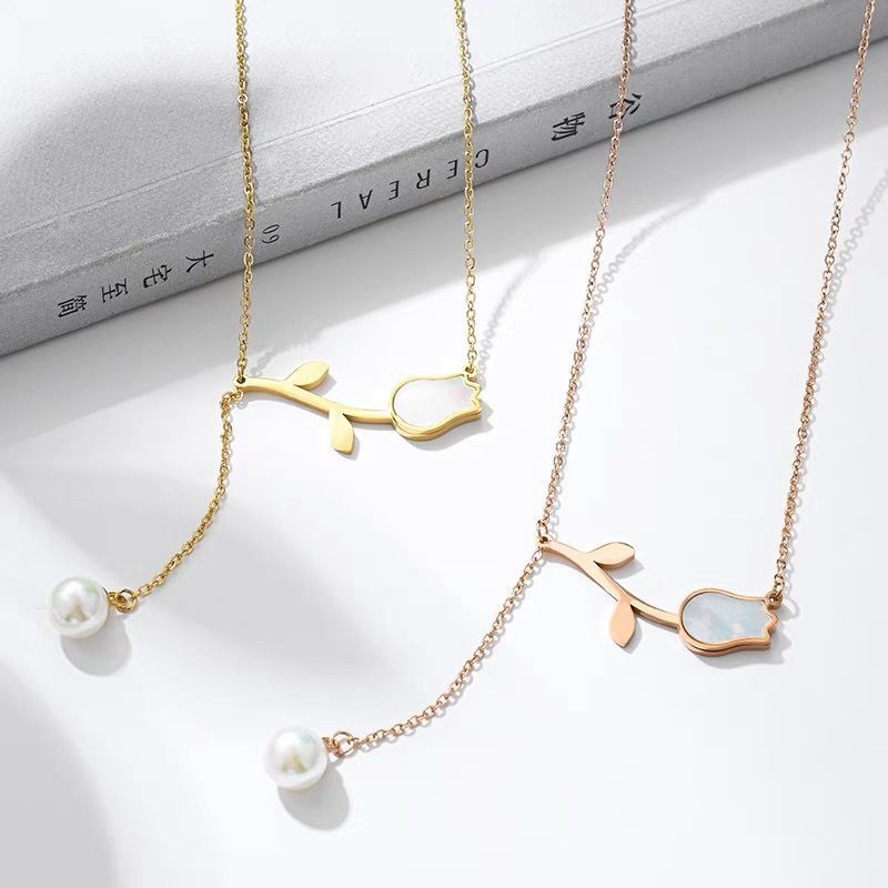 Golden Tulip Pearl Necklace