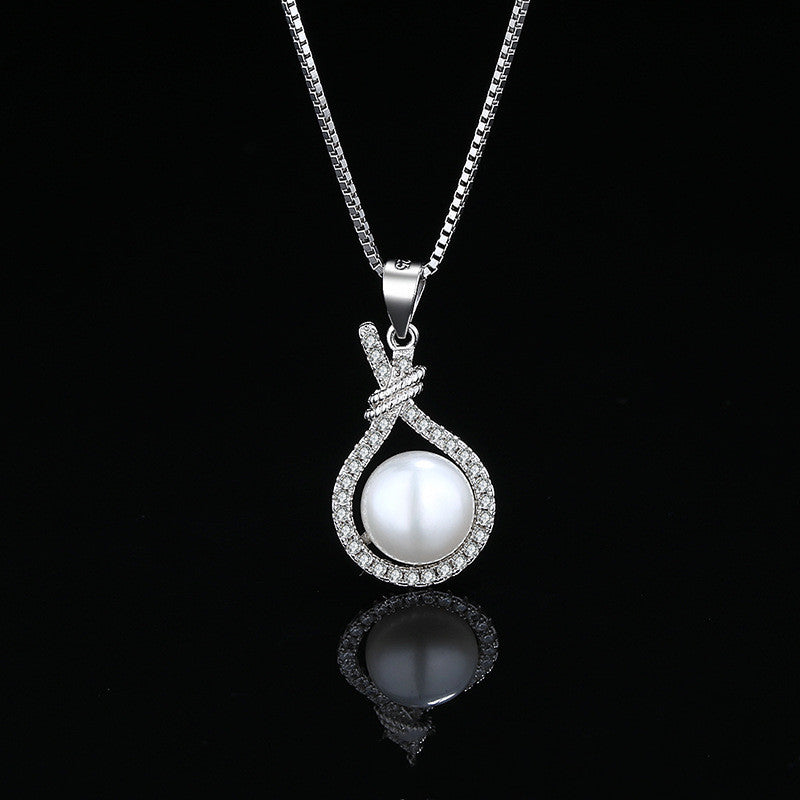 Silver Pearl Teardrop Necklace
